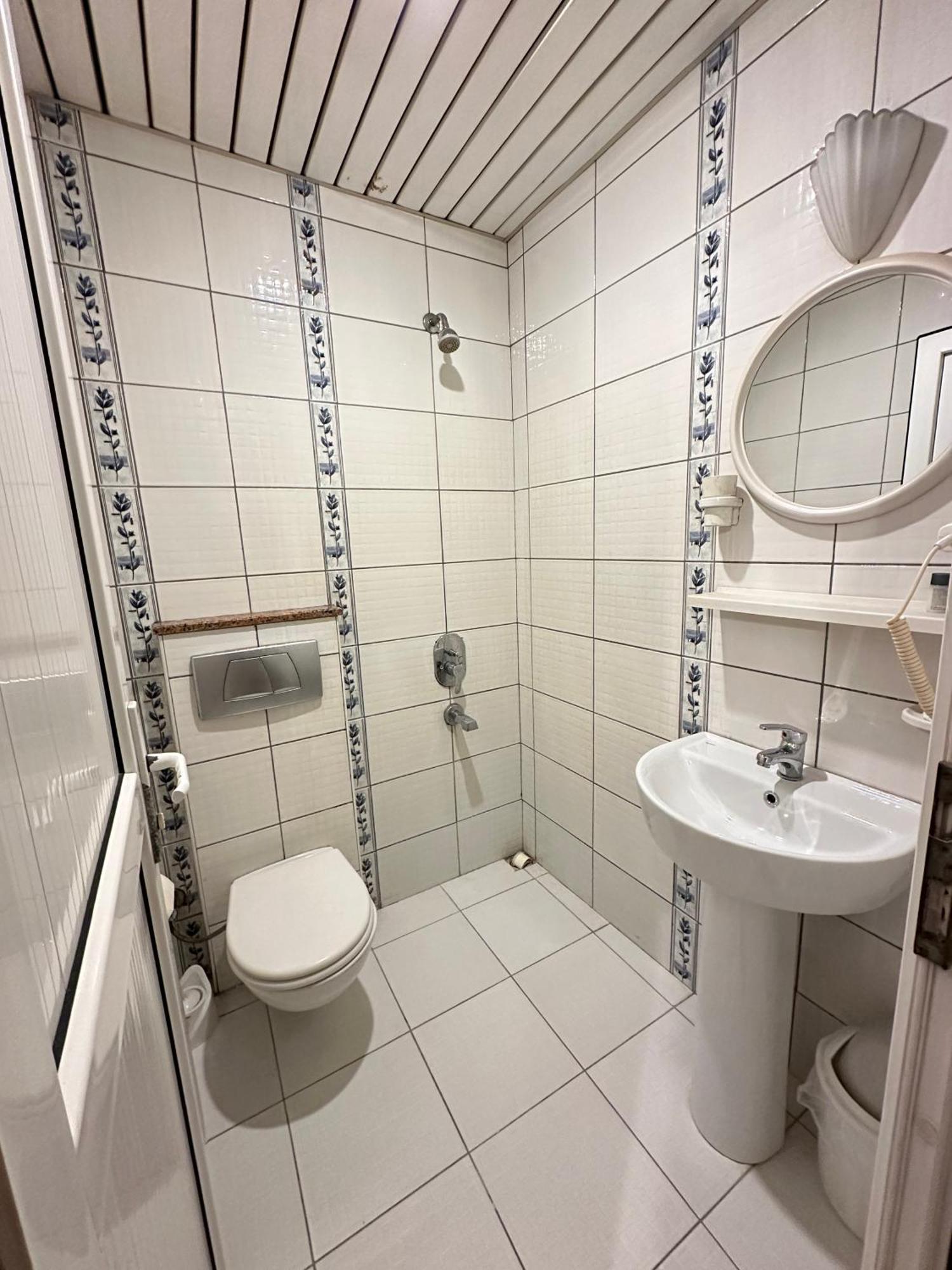Hotel Nayla Isztambul Kültér fotó
